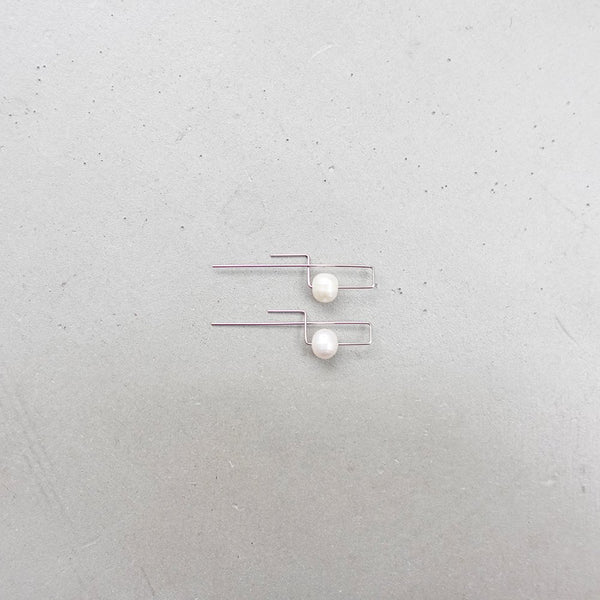 MOON LINE EARRINGS / AB_ML_E3