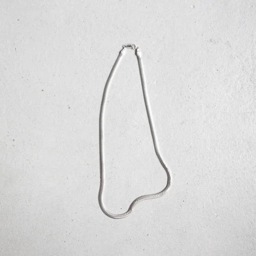 CURVE NECKLACE