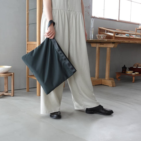 leaf handle pouch _ no.3 / nylon twill