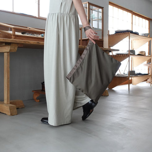 leaf handle pouch _ no.3 / nylon twill