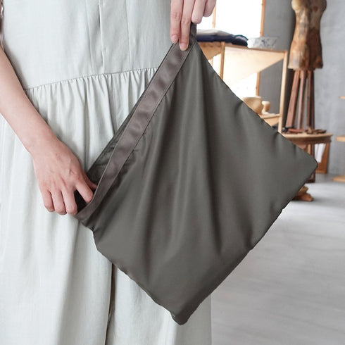 leaf handle pouch _ no.3 / nylon twill
