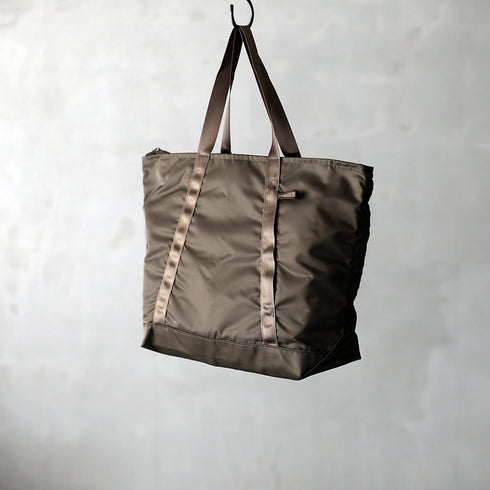 leaf travel tote _ no.2 / nylon twill
