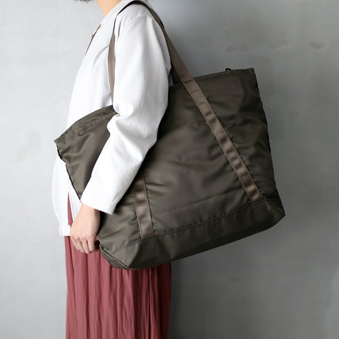 leaf travel tote _ no.2 / nylon twill